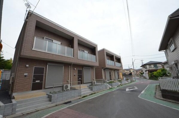 OAK HILLSの物件外観写真